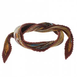 Pre Owned Hermes Multicolor Persona Printed Plisse Silk Diamond Scarf