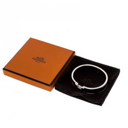Pre Owned Hermes Clic Clac H Black Enamel Palladium Plated Bracelet PM