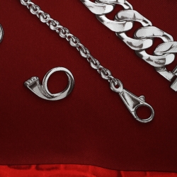 Pre Owned Hermes Maroon Chaines et Gourmettes Printed Silk Square Scarf