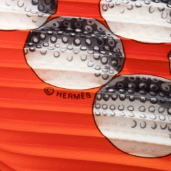 Pre Owned Hermes Orange Balles de Golf Printed Plisse Silk Diamond Scarf