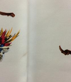 Pre Owned Hermes White/Black Silk Petite Main Scarf 90cm