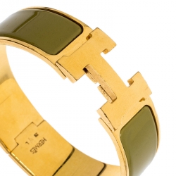 Pre Owned Hermes Clic Clac H Green Enamel Gold Plated Wide Bracelet GM