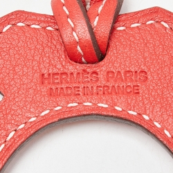 مملوكة مسبقًا Hermes Brique Swift Leather Paddock Fer a Cheval Bag Charm