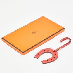 مملوكة مسبقًا Hermes Brique Swift Leather Paddock Fer a Cheval Bag Charm