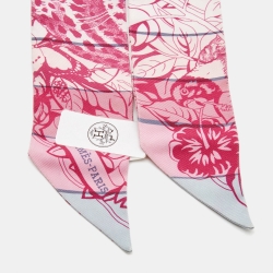Pre Owned Hermes Pink Jungle Love Print Silk Twilly 