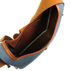 Pre Owned Hermes Two Tone Toile Jean and Leather Sako Shoulder Bag