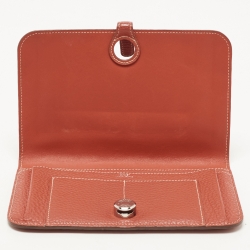 Pre Owned Hermes Sanguine Taurillon Clemence Leather Dogon Wallet