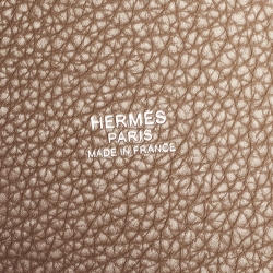 Pre Owned Hermes Taupe Grey Taurillon Clemence Leather Picotin Lock 22 Bag