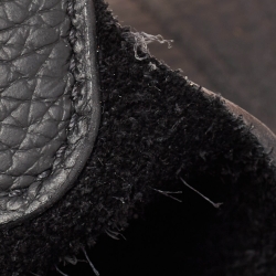 مملوكة مسبقًا Hermès Noir Taurillon Clemence Leather Picotin Lock 18 Bag