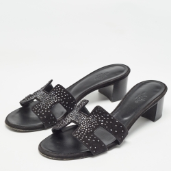 مملوكة مسبقًا Hermes Black Suede Embellished Oasis Slide Sandals Size 38.5