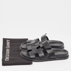 Pre Owned Hermes Black Leather Chypre Sandals Size 37