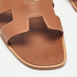 Pre Owned Hermes Brown Leather Oran Flat Slides Size 39.5