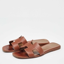Pre Owned Hermes Brown Leather Oran Flat Sandals Size 39