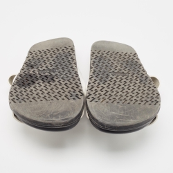 مملوكة مسبقًا Hermes White Leather Chypre Sandals Size 39