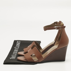 مملوكة مسبقًا Hermès Brown Leather Legend Sandals Size 37