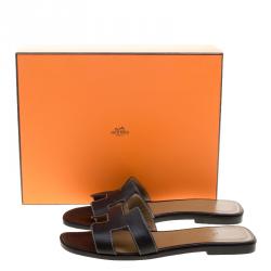 Hermes Black Leather Oran Flat Sandals Size 39