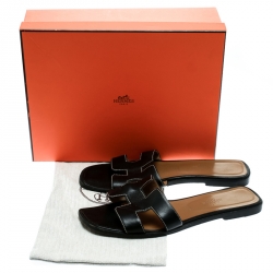 Hermes Black Leather Oran Flat Sandals Size 39.5