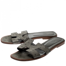 Pre Owned Hermes Grey Ostrich Leather Oran Flat Sandals Size 40