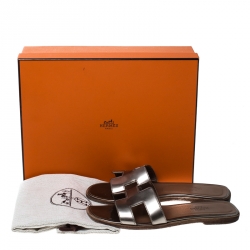Hermes Dark Beige Patent Leather Oran Flat Slides Size 36