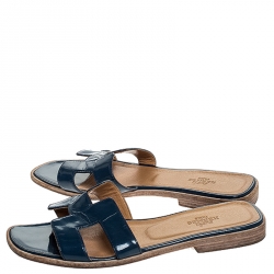 Pre Owned Hermes Blue Patent Leather Oran Flat Slides Size 36.5