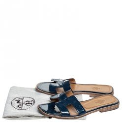 Pre Owned Hermes Blue Patent Leather Oran Flat Slides Size 36.5