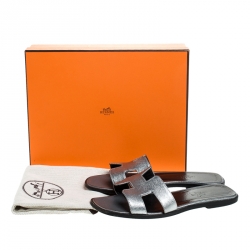 Hermes Metallic Gunmetal Textured Leather Oran Flat Slides Size 37