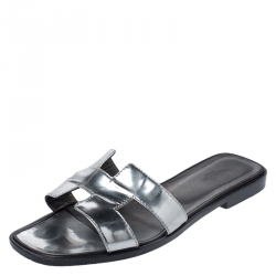 Hermes Metallic Silver Leather Oran Flat Slides Size 38.5
