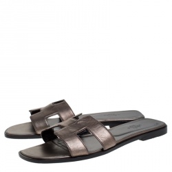 Hermes Metallic Grey Leather Oran Flat Slides 39