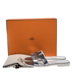 Hermes Silver Patent Leather Oran Slide Flats Size 36