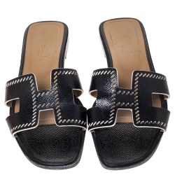 Hermes Black Textured Patent Cut Out Detail Oran Sandals Size 39