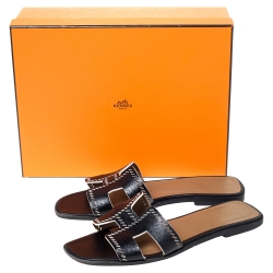 Hermes Black Textured Patent Cut Out Detail Oran Sandals Size 39
