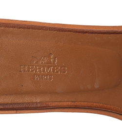 مملوكة مسبقًا صندل هيرمس أوران جلد نعام بني مقاس 37