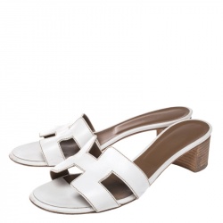 Pre Owned صندل سلايد هيرمس أوازيز جلد أبيض مقاس 37.5