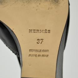 مملوكة مسبقًا Hermes Black Leather Wedges Size 37