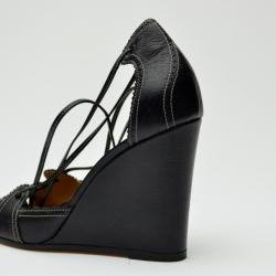 مملوكة مسبقًا Hermes Black Leather Wedges Size 37
