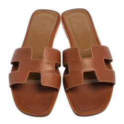مملوكة مسبقًا Hermes Brown Leather Oran Flat Slides Size 39.5
