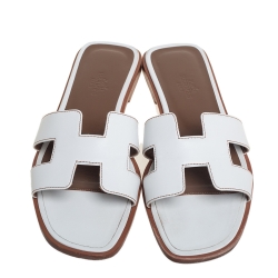 Pre Owned Hermes White Leather Oran Flat Slides Size 37