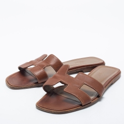 Pre Owned Hermes Brown Leather Oran Flat Slides Size 41.5