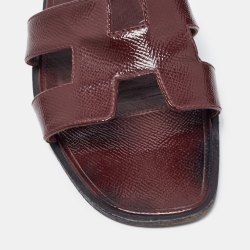 Pre Owned Hermes Burgundy Patent Oran Slide Flats  Size 38