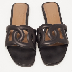 Pre Owned Hermes Black Leather Aloha Slide Flats Size 39