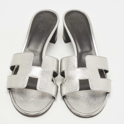 مملوكة مسبقًا Hermes Silver Leather Oasis Slide Sandals Size 38