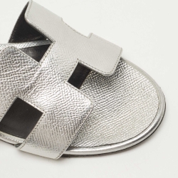 مملوكة مسبقًا Hermes Silver Leather Oasis Slide Sandals Size 38