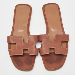 Pre Owned Hermes Brown Leather Oran Flat Slides Size 38.5