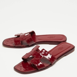 Hermes Burgundy Ostrich Embossed Leather Oran Flat Slides Size 39.5
