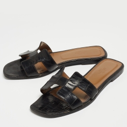 Pre Owned Hermes Black Alligator Oran Flat Slides Size 39.5