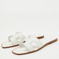 Pre Owned Hermes White Leather Oran Flat Slides Size 39