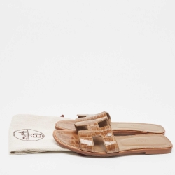 Pre Owned Hermes Brown Croc Embossed Oran Flat Slides Size 39