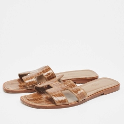 Pre Owned Hermes Brown Croc Embossed Oran Flat Slides Size 39