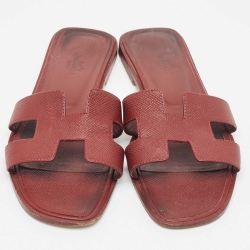 مملوكة مسبقًا Hermes Burgundy Leather Oran Flat Slides Size 39.5