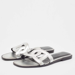 Hermes Silver Leather Omaha Flat Slides Size 37